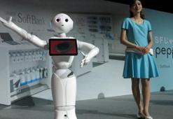 "Robotlar 30 yıl sonra insanları geçecek"