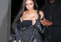 Kim Kardashian'ın yağları dışa taştı!