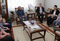 Vali Gül'den şehit eşine Devlet Övünç Madalyası