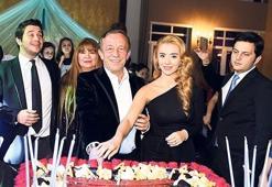 Zirvede çifte kutlama!