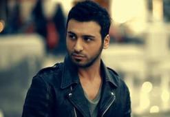 Emre Kaya'ya 'Yılın En İyi Erkek Pop Sanatçısı' ödülü