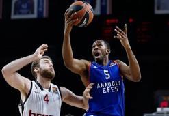 Anadolu Efes evinde fark yedi!