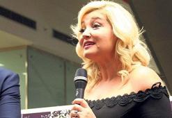 Küçük şeylerle mutlu oluruz
