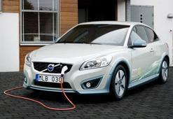 Volvo'nun ilk elektrikli aracı!