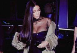 Kim Kardashian yine iç çamaşırsız!