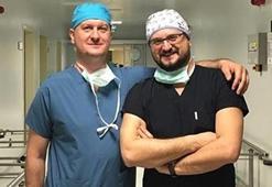 Beyin cerrahı kardeşler aynı hastanede görev yapıyor!