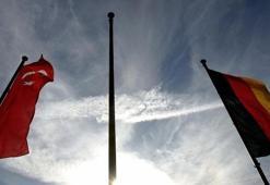 Resmen tehdit! Almanya'dan Türkiye'ye:  Saklı tutuyoruz
