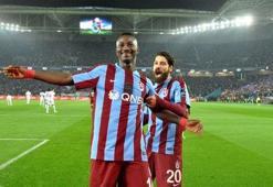 Fırtına Aslan'ı yuttu