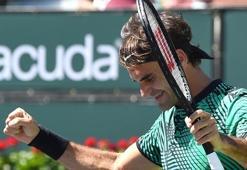 Federer finale yükseldi