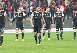Beşiktaş milli arada boş durmayacak!