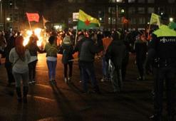 Hollanda PKK'ya izin verdi; Öcalan posterleriyle yürüdüler!