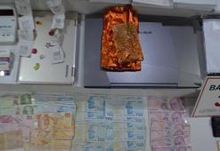 Müşterilerine numaratörle sıra veren sahte hoca yakalandı