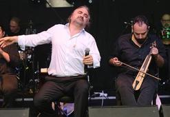Şarkı söylerken hayatımı veririm