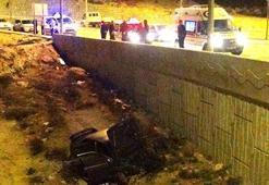Gaziantep'te otomobil devrildi: 1 ölü, 2 yaralı