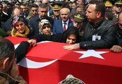 Şehit astsubaya Yüzbaşı ağabeyinden hüzünlü veda!