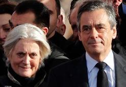 Fransa Cumhurbaşkanı adayı Fillon'un eşine yolsuzluk davası