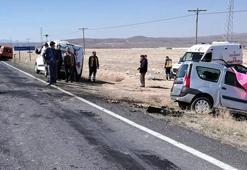 Kayseride trafik kazası: 2 ölü, 3 yaralı