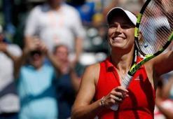 Wozniacki adını finale yazdırdı