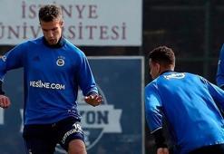 Fenerbahçe'de 3 isimle yollar ayrılıyor!