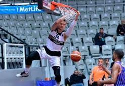 Beşiktaş Sompo Japan evinde sürprize izin vermedi