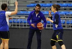 Fırat Okul, F.Bahçe'nin başında ilk antrenmanına çıktı