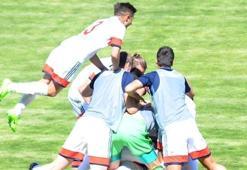 İzmir'de futbola miting ayarı