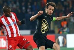 Galatasaray o ismi izlemeye aldı!