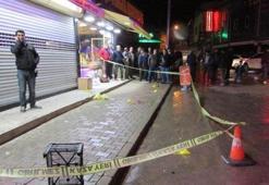 Emekli Başkomiser AVM'de kurşuna dizdi!