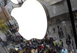 Apple, sürücüsüz araç teknolojisi için izin aldı
