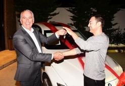 300 bin TL’lik hediye!