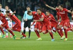 Almanya Kupası'nda ilk finalist Eintracht Frankfurt