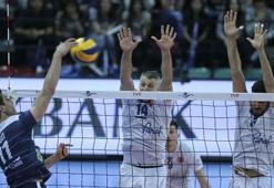 Halkbank seride 1-0 öne geçti