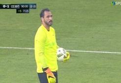Hugo Almeida şimdi de kaleci oldu!