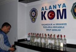 15 bin şişe kaçak içki ele geçirildi
