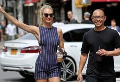 Candice taksiyi böyle bekledi!