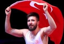 Milli güreşçi Süleyman Atlı, bronz madalya kazandı