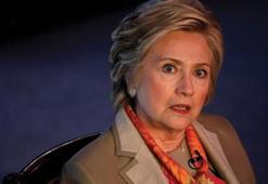 Clinton mağlubiyetten Rusya ve FBI'ı sorumlu tuttu