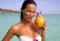 Çıplak fotoğraflar Ebru Şallı'nın psikolojisini bozdu!