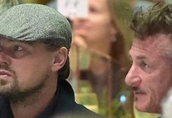 Sean Penn ve Leo yardım yemeğinde buluştu!