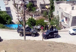 Şırnak'ta zırhlı polis aracı devrildi: 2 yaralı