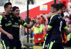 Arsenal, Şampiyonlar Ligi iddiasını sürdürdü