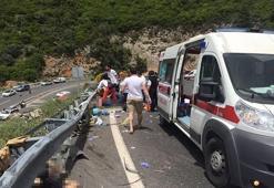 Tur otobüsü devrildi: 24 ölü, 10 yaralı