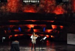 Viktoria Mullova, Aya İrini'de konser verdi