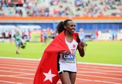 Yasemin Can'dan altın madalya!