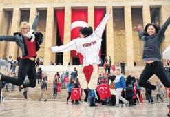 Gençlik Ata’ya aktı!