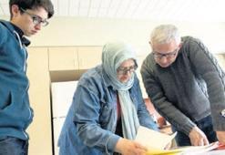 FETÖ’den aranan aile Kanada’da