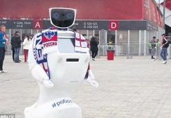 Bu robot Dünya Kupası’nda İngiliz holiganları koruyacak