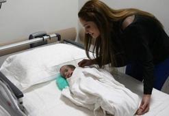Mezarlığa bırakılan 45 günlük bebek hayata tutundu