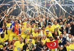 Fenerbahçe işi sıkı tutuyor! İki dünya yıldızı ile...