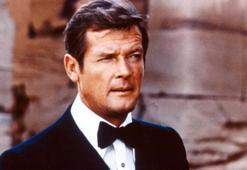 Dünyaca ünlü aktör Sir Roger Moore hayatını kaybetti!